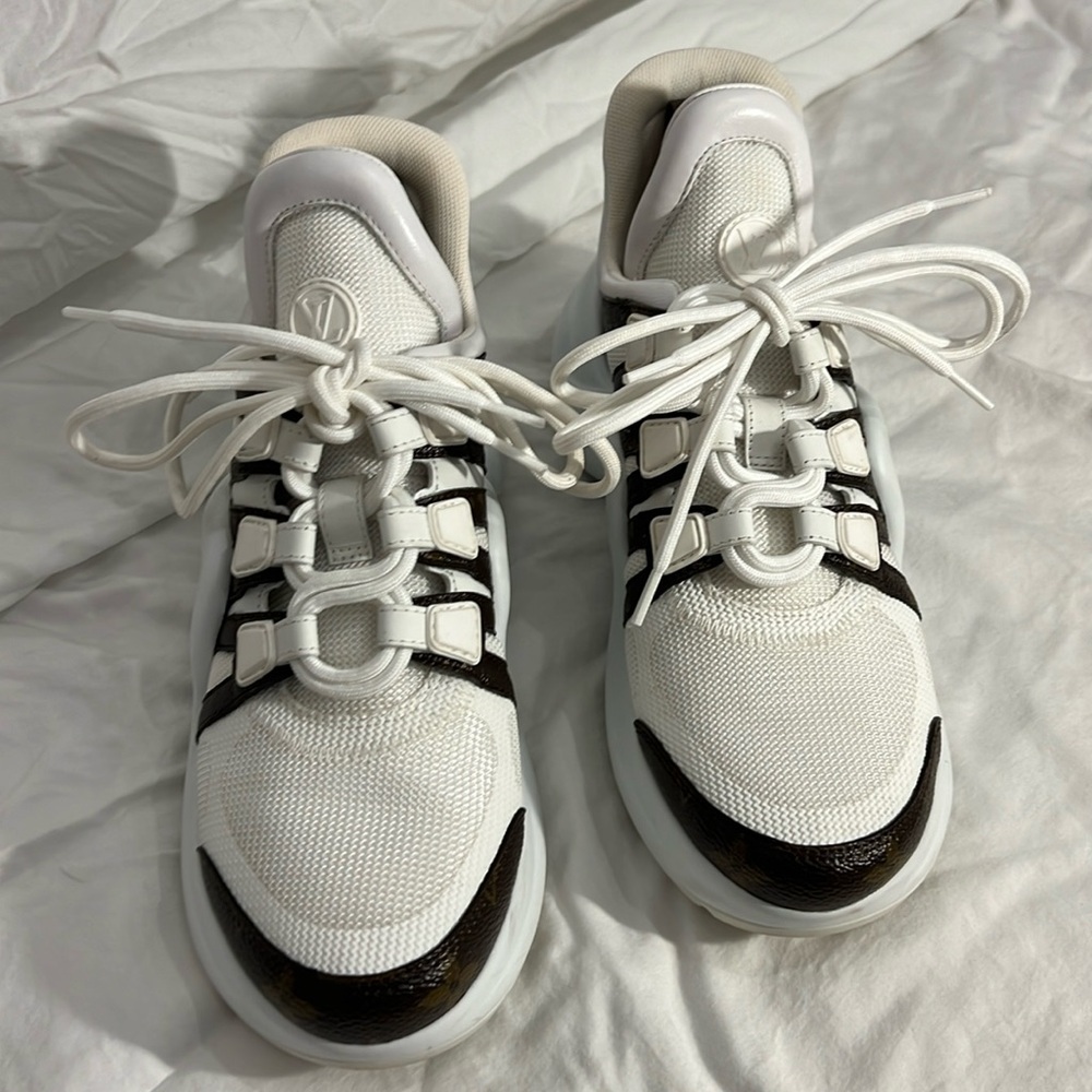 Louis Vuitton LV Archlight Sneaker like new size 36 white - Picture 3 of 8